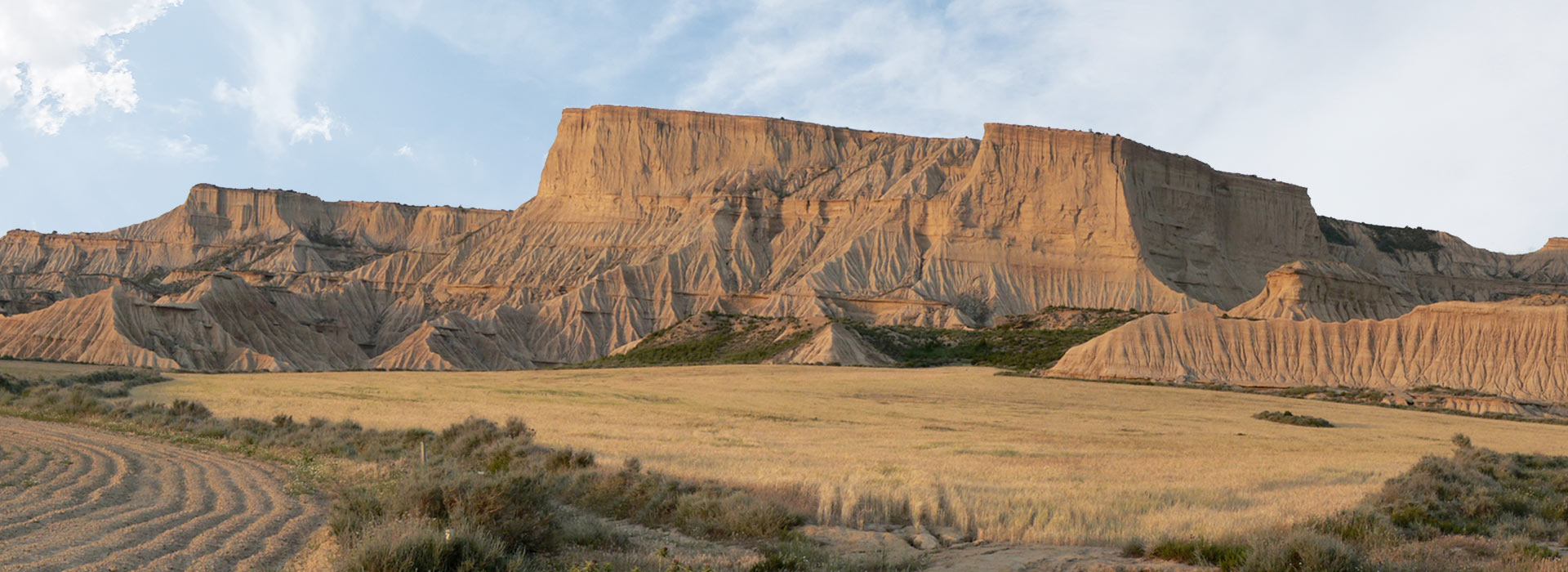 Vista de las Bardenas Reales cerca de Valtierra